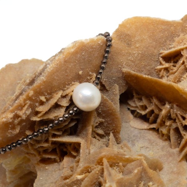 Bracelet perle d'eau douce blanches ø 9-10 mm et hématites