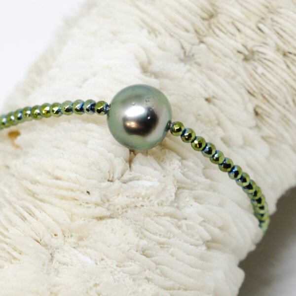 Bracelet perle de Tahiti ronde ø 9-10 mm et hématites