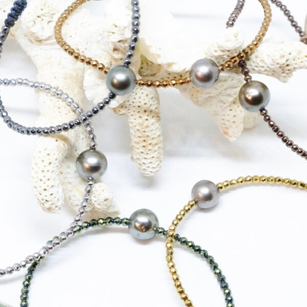 Bracelet perle de Tahiti ronde ø 7-8 mm et hématites