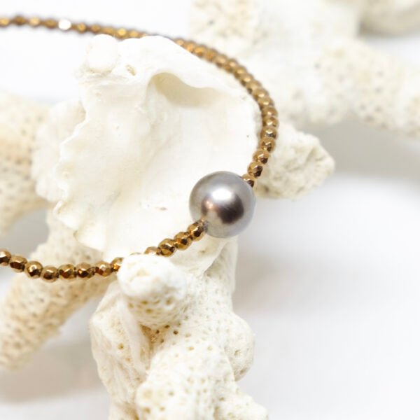 Bracelet perle de Tahiti ronde ø 7-8 mm et hématites