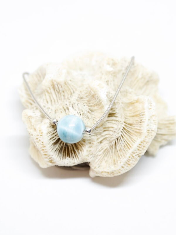 Ras le cou bille de Larimar et mokuba