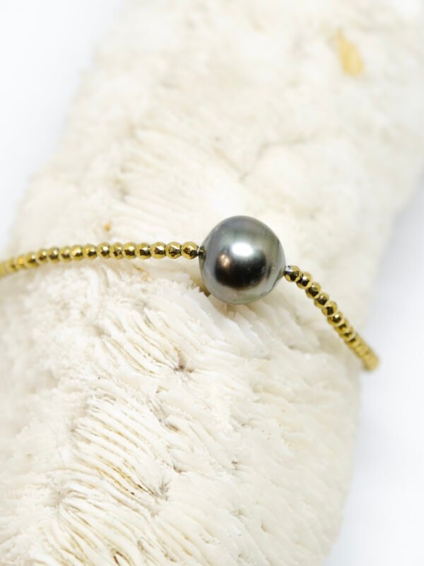Collier ras le cou réglable, perle de Tahiti baroque et hématites