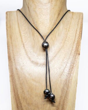 Cravate perles de Tahiti et cuir de kangourou