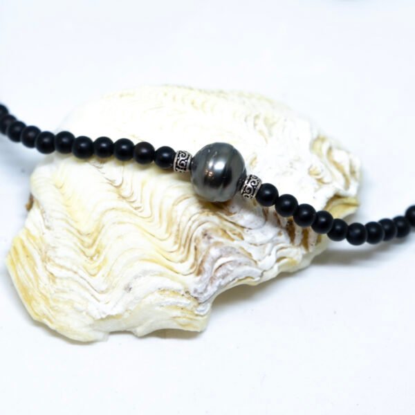 Collier perle de Tahiti baroque et onyx