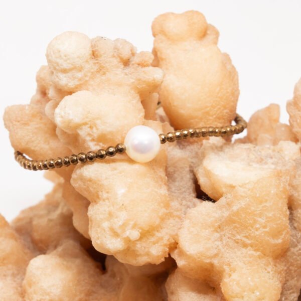 Bracelet perle d'eau douce blanche ø 7-8 mm et hématites