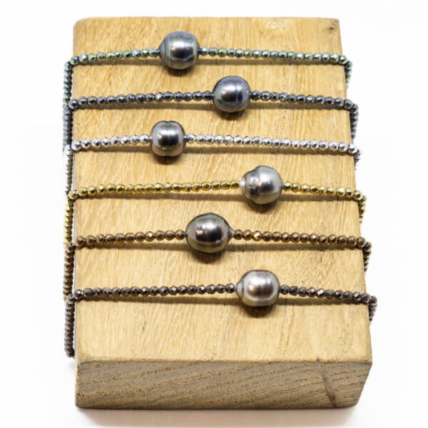 Bracelet perle de Tahiti baroque ø 7-8 mm et hématites
